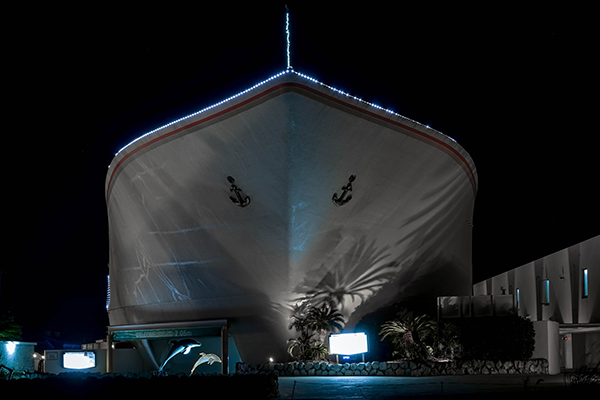 平原当麻 Haratohma Taira「法政の人民オリンピックショウ_1」