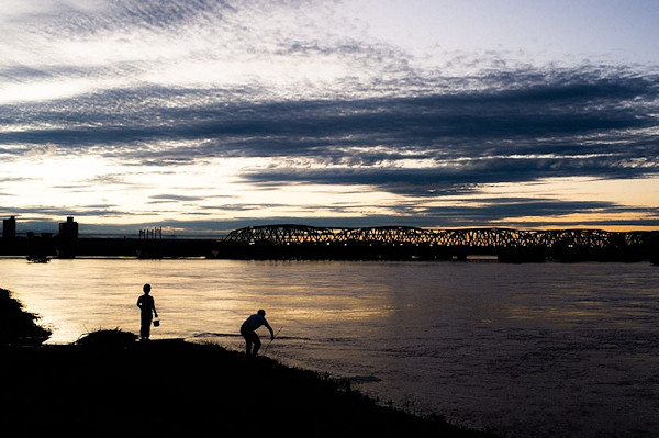 坂本謙一 Kenichi Sakamoto「瞬き_1」