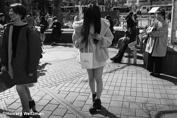 小松透 Toru Komatsu<br />ハワード・ワイツマン<br /> Howard Weitzman<br />吉田耕司 Koji Yoshida<br />鷲尾倫夫 Michio Washio<br /> (特別メンバー)「RED Photo Gallery 7周年記念 メンバー展<br />1st WEEK_2」