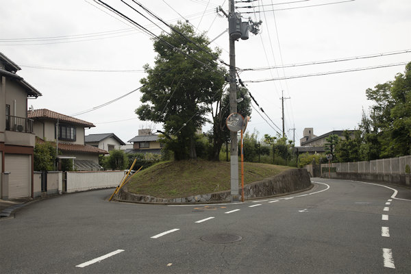 西村勇人 Hayato Nishimura「Mounds_2」